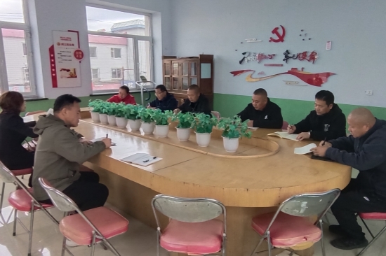 公共事業(yè)管理處開(kāi)展黨風(fēng)廉政建設(shè)專(zhuān)題黨課 (1).jpg
