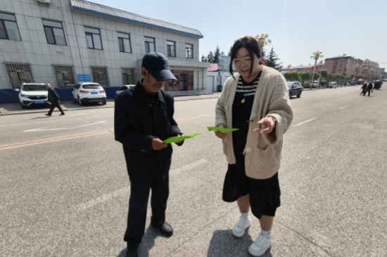“典”亮綠色林海  法治護航生態(tài)營林處多措并舉開展民法典宣傳活動（1）.jpg
